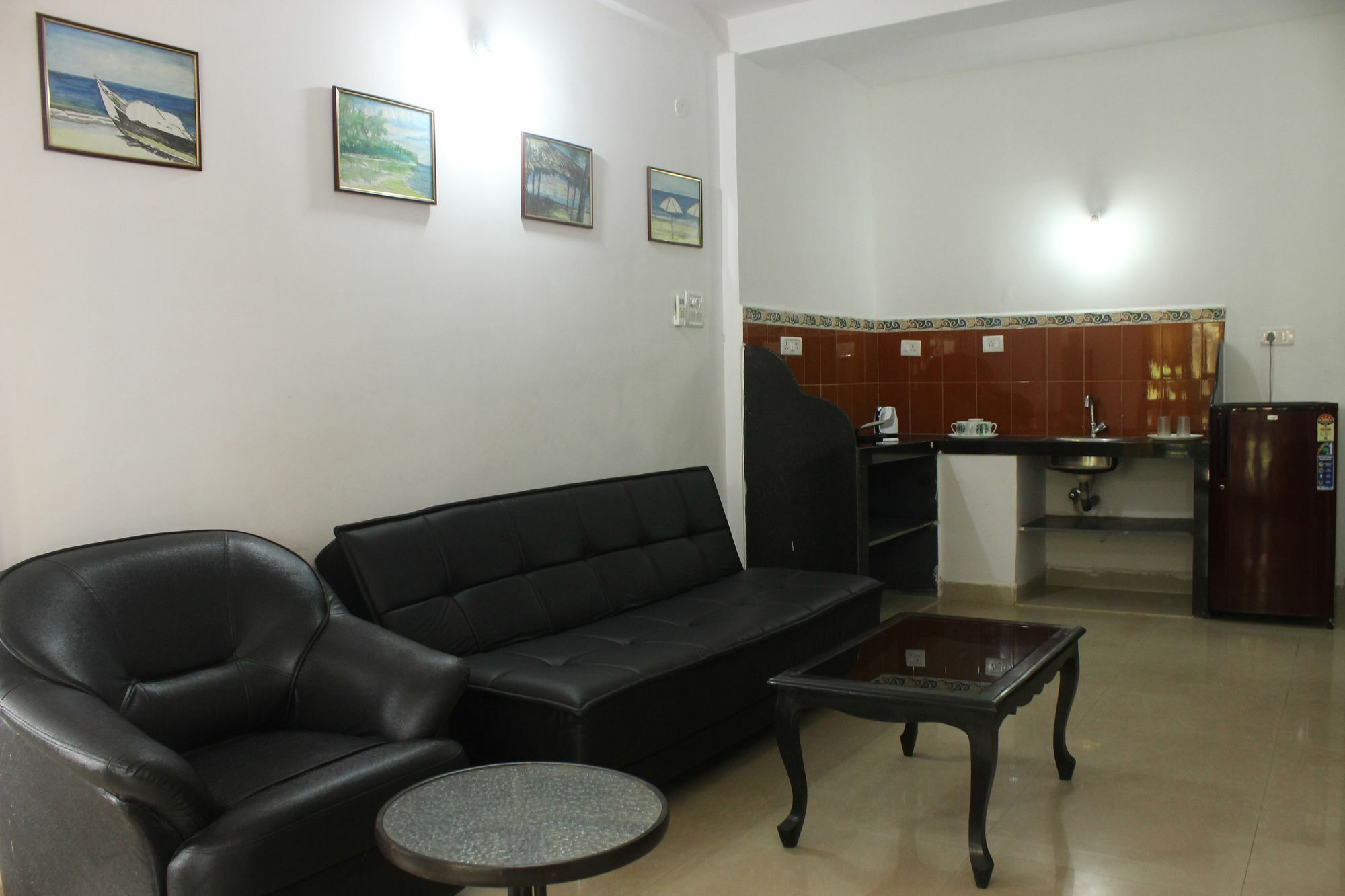 Oyo 10403 Modern Apartment