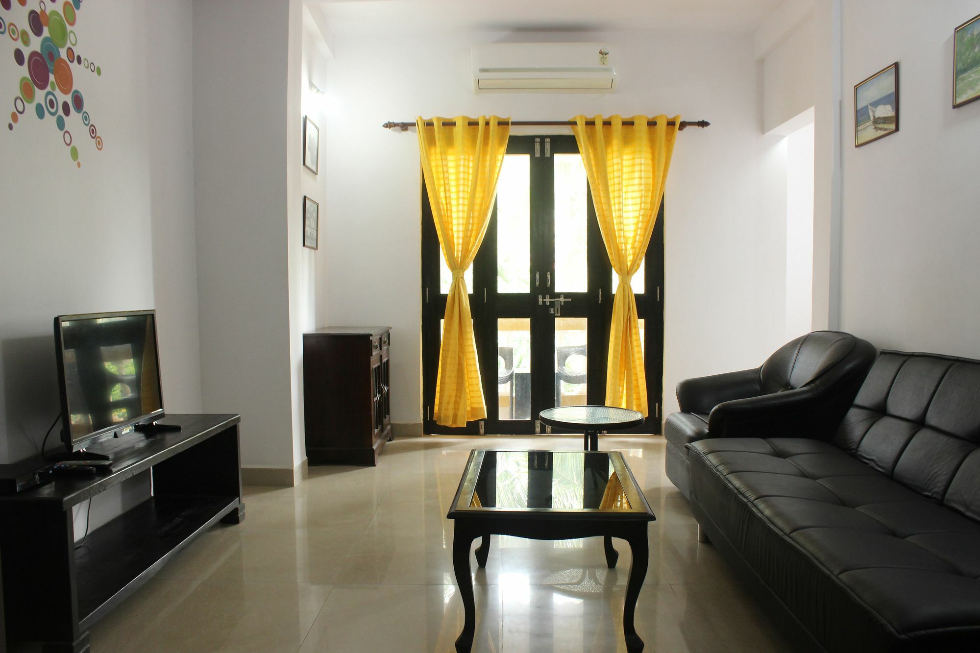 Apartment Oyo 10403 Modern Candolim